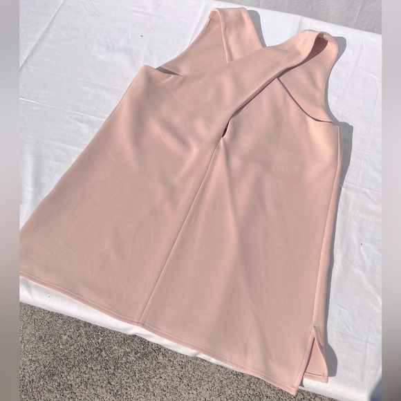 NWOT Theory Admiral Parieom Crepe Criss-Cross Sleeveless blouse, pale pink, Med - Picture 4 of 5